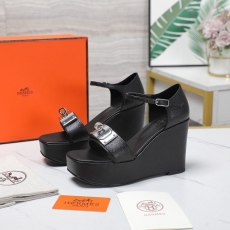 Hermes Sandals